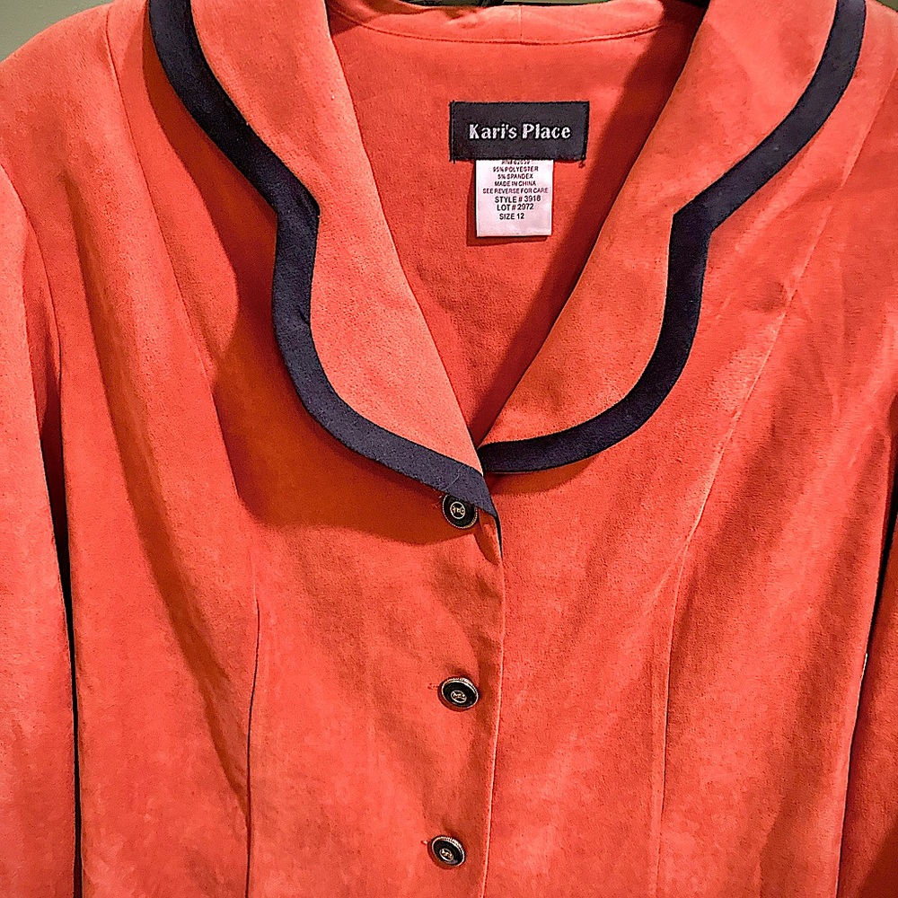 Nice woman’s blazer perfect for holidays it’s made by Kari’s place size 12